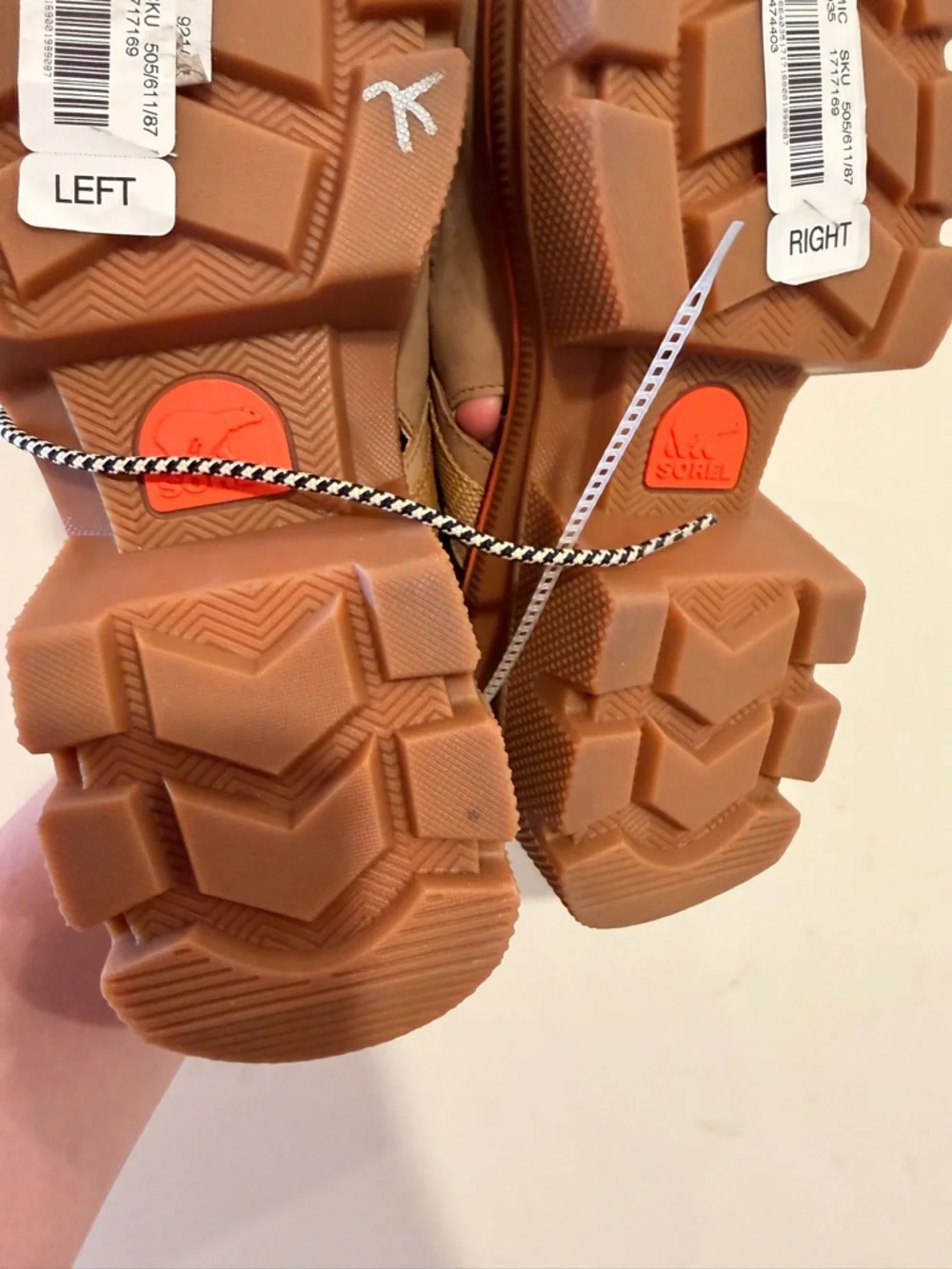 Sorel lace-up platform sandals size 9 - Picture 4 of 5